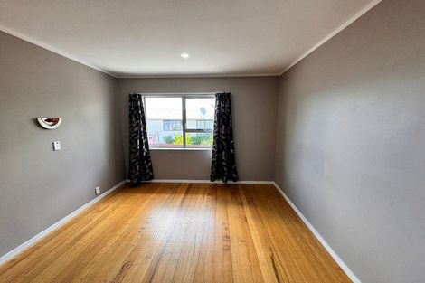 Photo of property in 1/149 View Road, Sunnyvale, Auckland, 0612