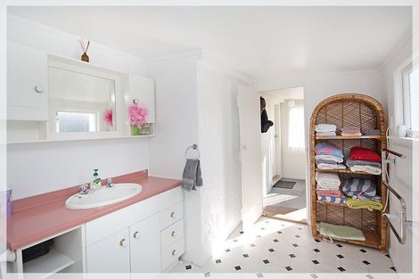 Photo of property in 131 Seabury Avenue, Foxton Beach, Foxton, 4815