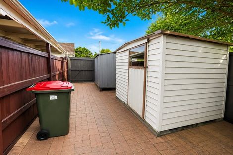 Photo of property in 1/15 Roseberry Avenue, Birkenhead, Auckland, 0626