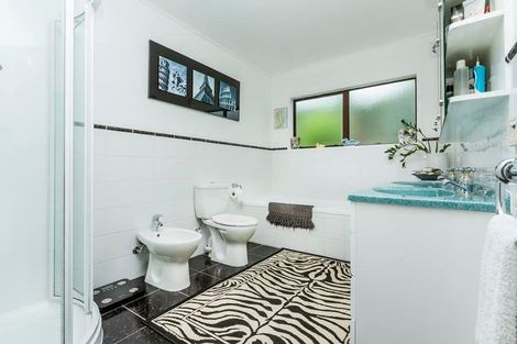Photo of property in 13 Mawson Avenue, Torbay, Auckland, 0630