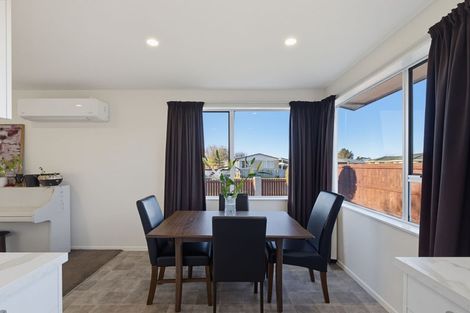Photo of property in 30 Saint Heliers Crescent, Aranui, Christchurch, 8061