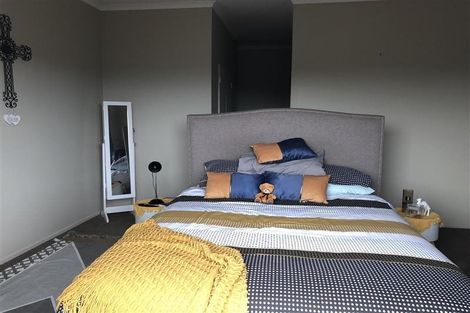 Photo of property in 98 Fergusson Street, Stoke, Nelson, 7011