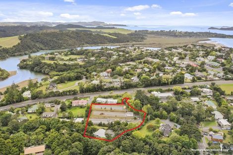 Photo of property in 1 Garden Court, Haruru, 0204