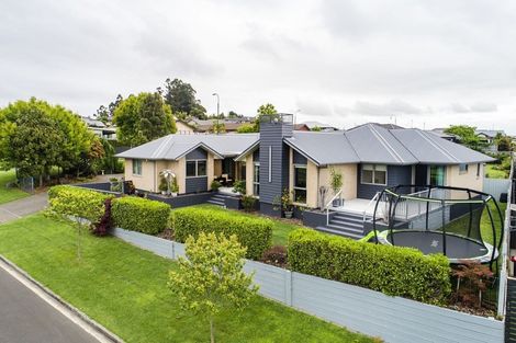 Photo of property in 1 Laura Avenue, Ohauiti, Tauranga, 3112