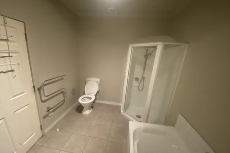 Photo of property in 28 Mulvaney Crescent, Henderson, Auckland, 0612