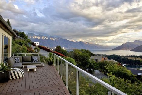 Photo of property in 7b Manchester Place, Queenstown, 9300