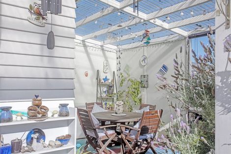 Photo of property in 12 Tavistock Road, Waipukurau, 4200