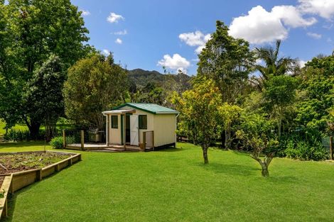 Photo of property in 30 Colville Road, Coromandel, 3506