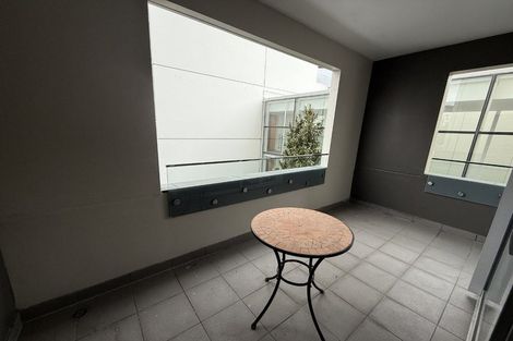 Photo of property in Sanctum Apartments, 27/10b Ebor Street, Te Aro, Wellington, 6011