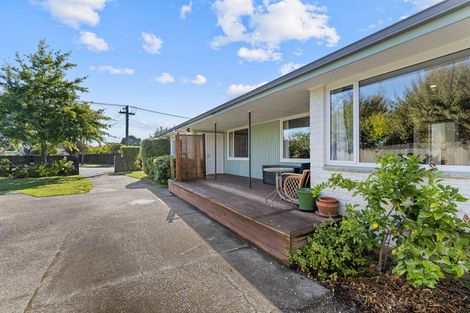 Photo of property in 39 Martbern Crescent, Bishopdale, Christchurch, 8053
