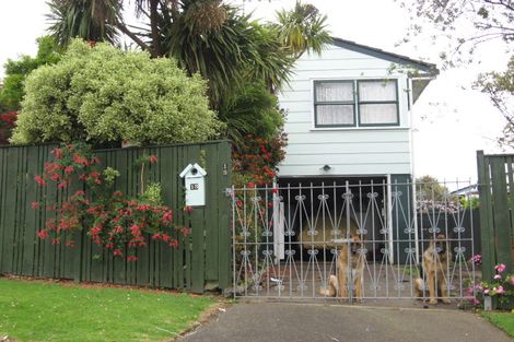 Photo of property in 1/13 Ridgemount Rise, Mangere Bridge, Auckland, 2022