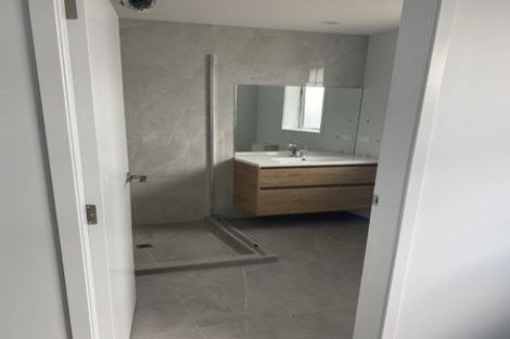 Photo of property in 30 Glenbervie Drive, Glenbervie, 0173