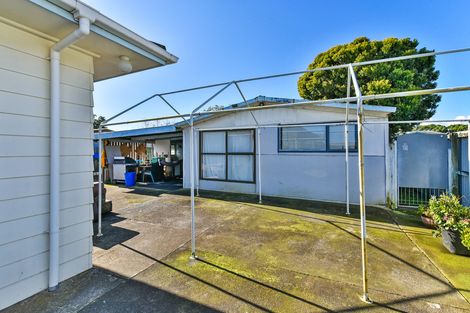 Photo of property in 41 Chingford Close, Mangere, Auckland, 2022