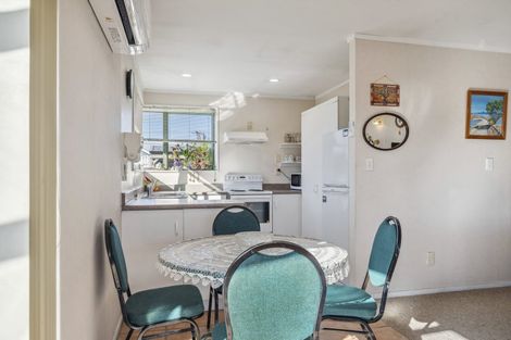 Photo of property in 2 Ashmore Place, Fairy Springs, Rotorua, 3015