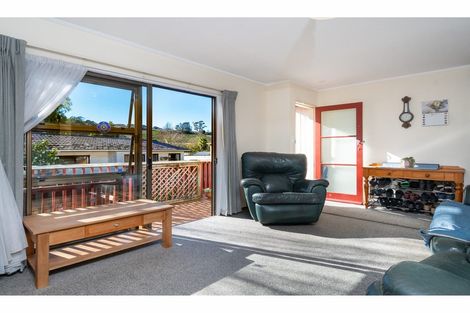 Photo of property in 10 Scarlet Drive, Ranui, Auckland, 0612