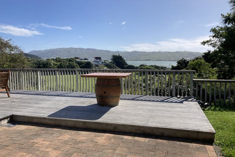 Photo of property in 31 Annan Grove, Papakowhai, Porirua, 5024