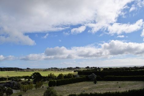 Photo of property in 101 Emma Drive, Manakau, 5573