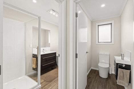 Photo of property in 35 Oldfield Lane, Marton, 4710