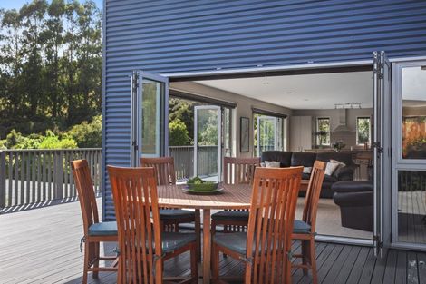 Photo of property in 11 Manuka Terrace, Duvauchelle, 7581