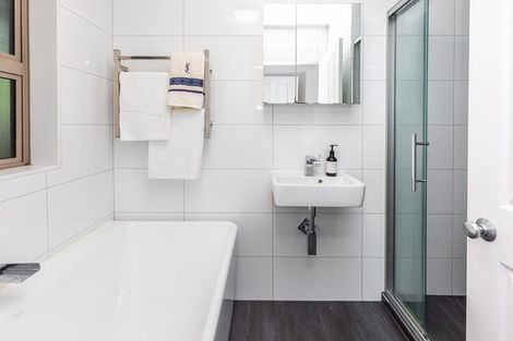 Photo of property in 7 Gilders Grove, Heathcote Valley, Christchurch, 8022