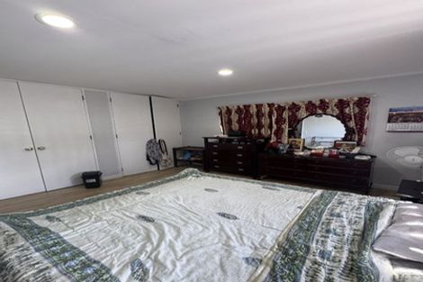 Photo of property in 68 Newington Road, Henderson, Auckland, 0612