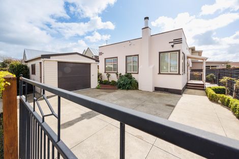 Photo of property in 31 Puriri Terrace, Roslyn, Palmerston North, 4414
