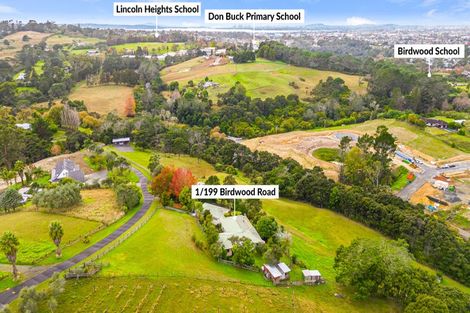 Photo of property in 1/199 Birdwood Road, Massey, Auckland, 0614