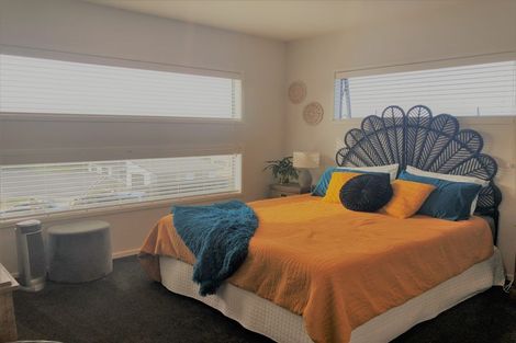 Photo of property in 10 Kuaka Crescent, Mangawhai, 0505