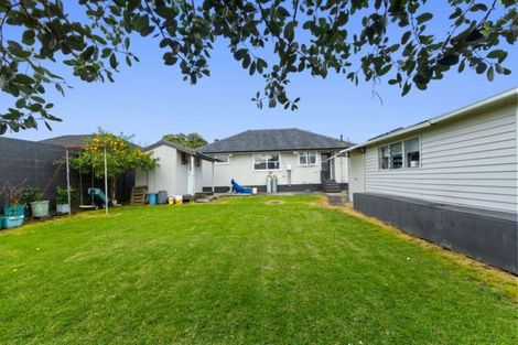 Photo of property in 19 Awatere Street, Clover Park, Auckland, 2023