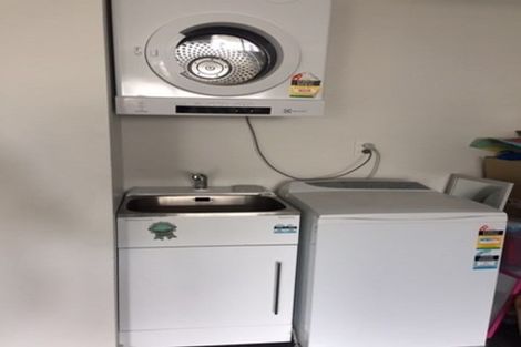 Photo of property in 11 Bickerton Rise, Churton Park, Wellington, 6037