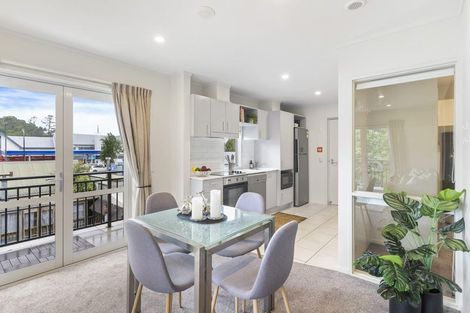 Photo of property in The Grand Apartments, 1d/4 Kell Drive, Albany, Auckland, 0632