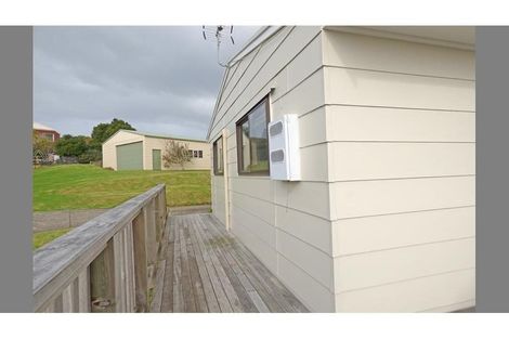 Photo of property in 24 Alton Avenue, Hillcrest, Auckland, 0627