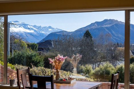 Photo of property in 73 Totara Terrace, Wanaka, 9305
