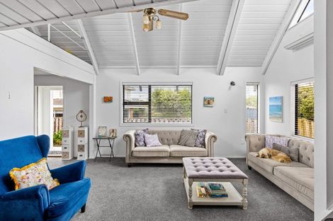 Photo of property in 91 Riverside Road, Orewa, 0931