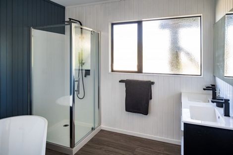 Photo of property in 28a Seaview Road, Paremata, Porirua, 5024