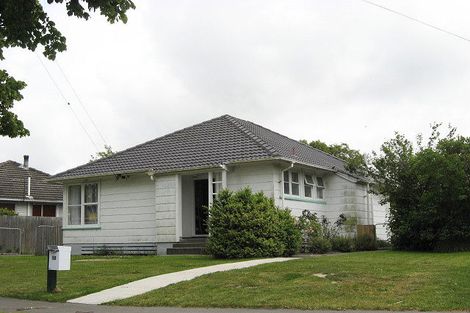 Photo of property in 10 Hooker Avenue, Bryndwr, Christchurch, 8053