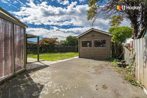 Photo of property in 165 Macandrew Road, South Dunedin, Dunedin, 9012