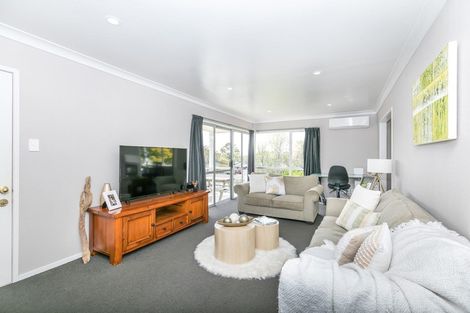 Photo of property in 6 Dunvegan Place, Dinsdale, Hamilton, 3204