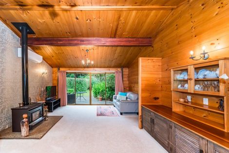 Photo of property in 9 Kohekohe Road, Waikanae, 5036