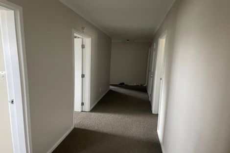 Photo of property in 1/25 Regency Place, Sunnynook, Auckland, 0632