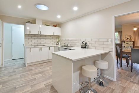 Photo of property in 20 Manara Place, The Gardens, Auckland, 2105