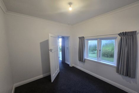 Photo of property in 21 Kotari Road, Days Bay, Lower Hutt, 5013