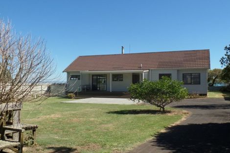 Photo of property in 5 Seaview Avenue, Te Puru, Thames, 3575