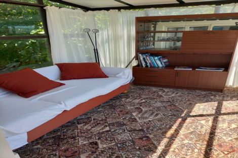 Photo of property in 35 Branxholm Street, Roxburgh, 9500