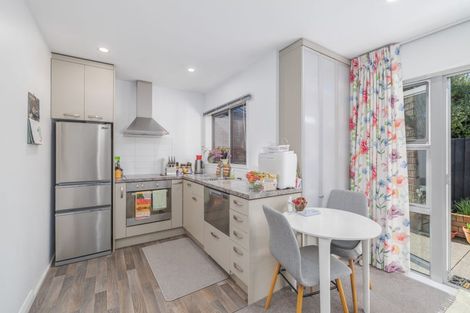 Photo of property in 121c Jeffreys Road, Strowan, Christchurch, 8052
