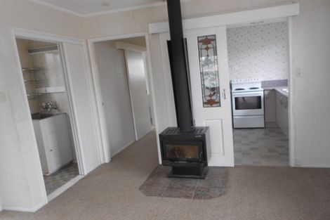 Photo of property in 2/311 Carrington Street, Vogeltown, New Plymouth, 4310