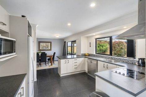 Photo of property in 22 Liberty Grove, Kelvin Grove, Palmerston North, 4414