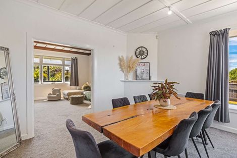 Photo of property in 42 King Street, Marton, 4710