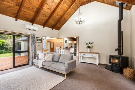 Photo of property in 63 Plateau Road, Te Marua, Upper Hutt, 5018