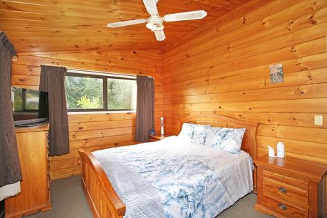 Photo of property in 3 Cantua Close, Totara Heights, Auckland, 2105